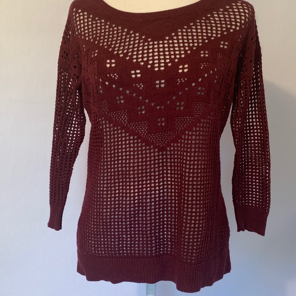 American Eagle Women's Burgundy Sweater - Picture 4 of 10